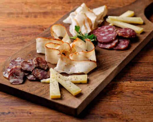 <strong>Au restaurant, vous n&rsquo;avez d&rsquo;yeux que pour la planche de charcuterie ou le foie gras ?</strong> - 3753